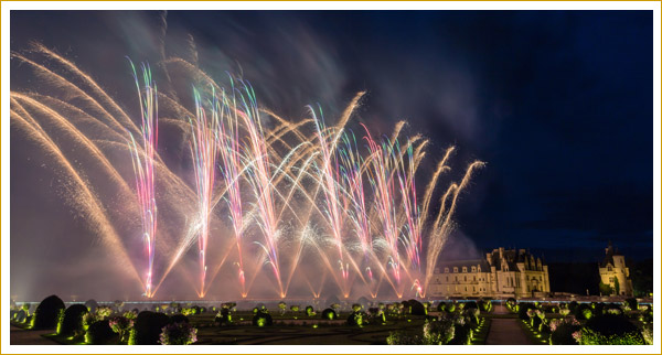 feu d'artifice anniversaire d'entreprise